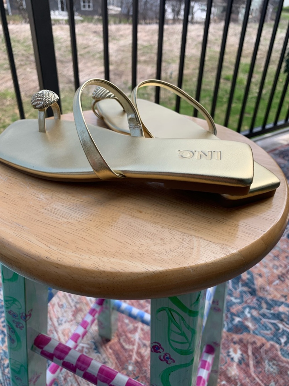NEW Macy’s Sadieep Gold Toe-Ring Slide Sandals Size 7.5